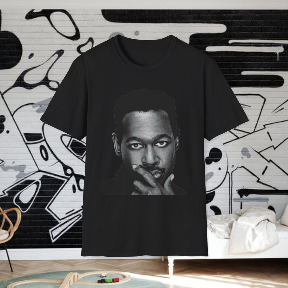 LUTHER, V! Iconic Photo, Soul Black Shirt